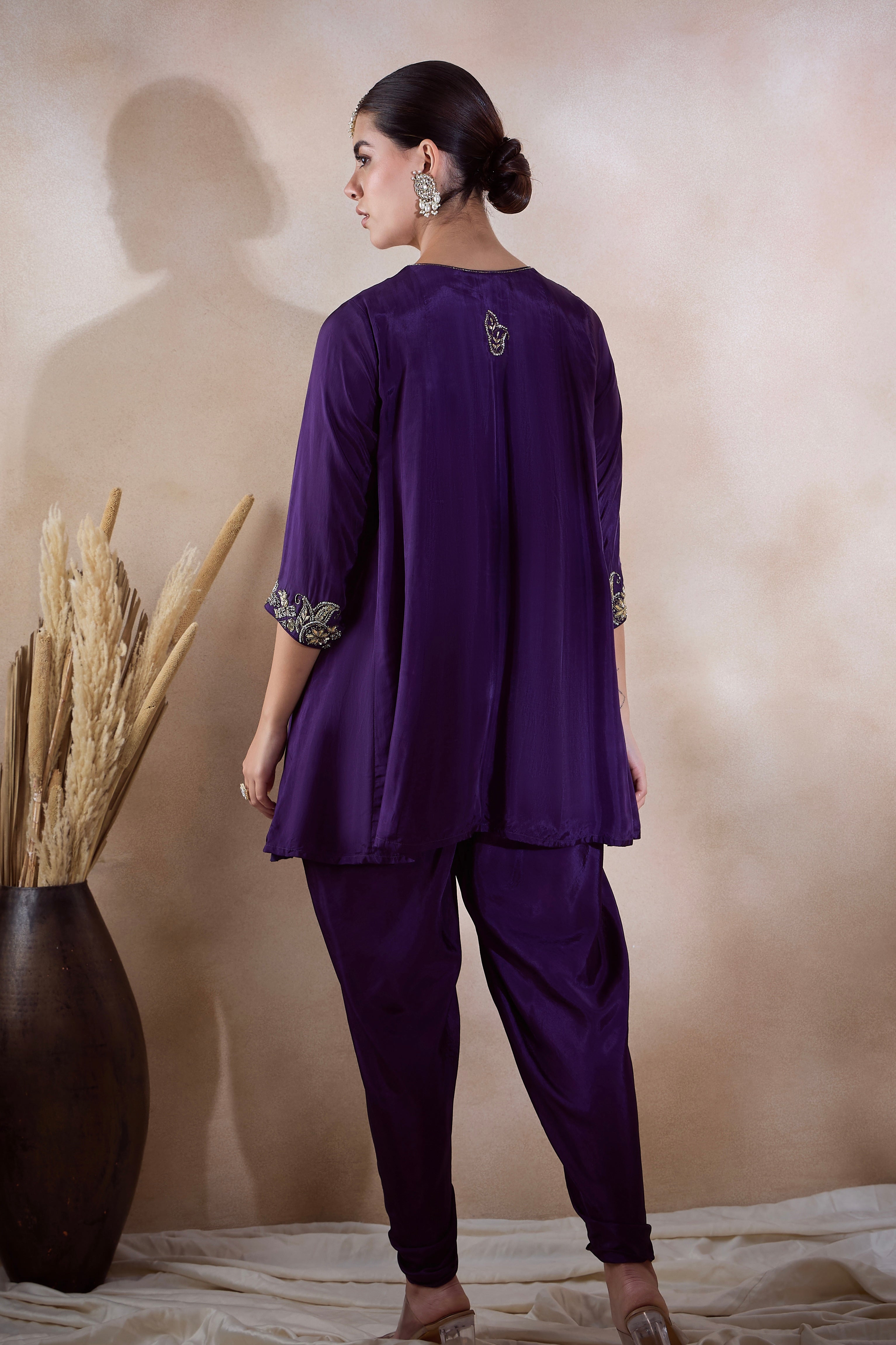 VRINDAVAN ML TUNIC SET